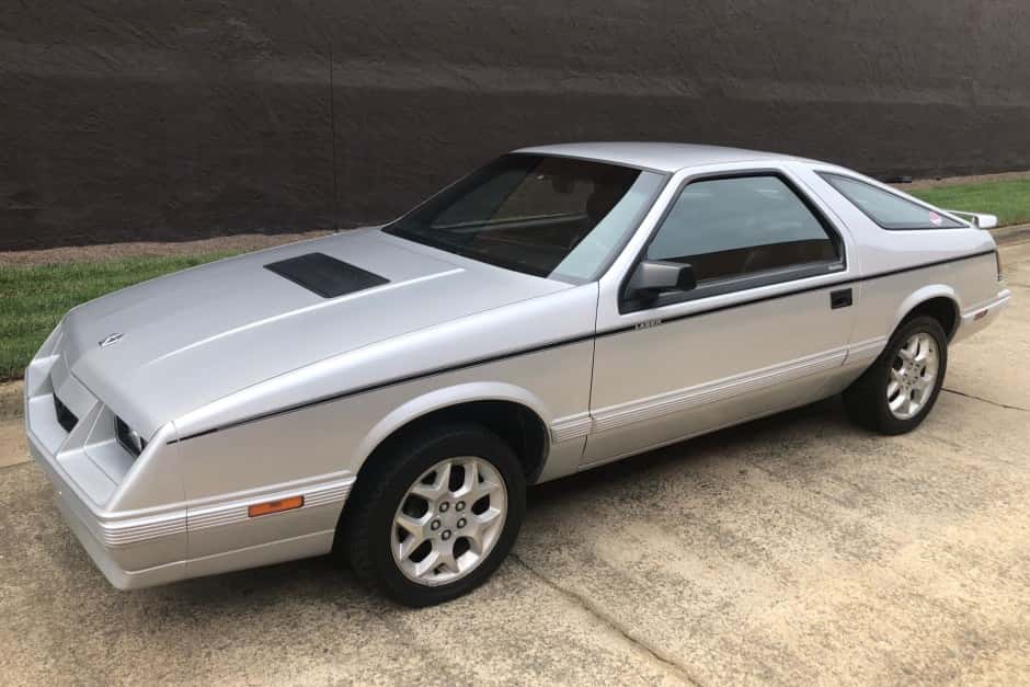 1985 Dodge Daytona & Chrysler Laser sold for $7,000