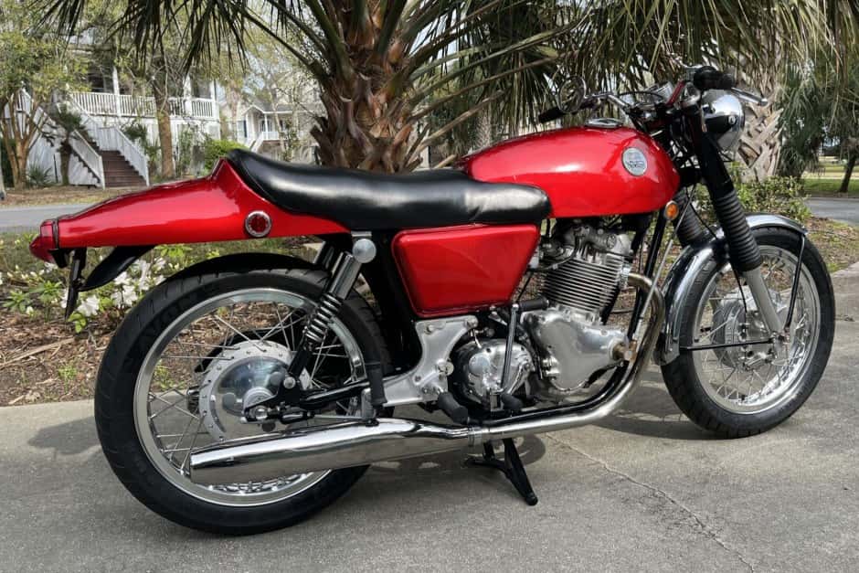 1968 Norton Commando sold for $6,500