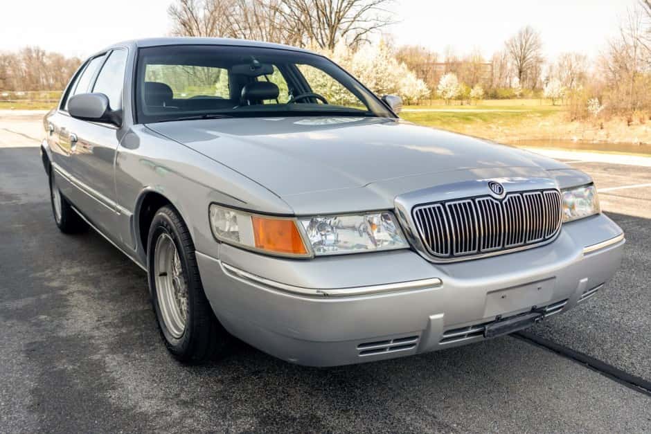 2000 Mercury Marquis & Grand Marquis sold for $17,000