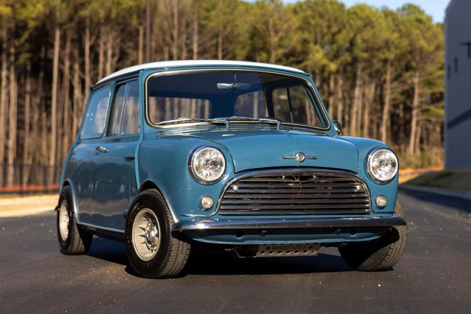 1960 Mini Mk I & Mk II sold for $23,000
