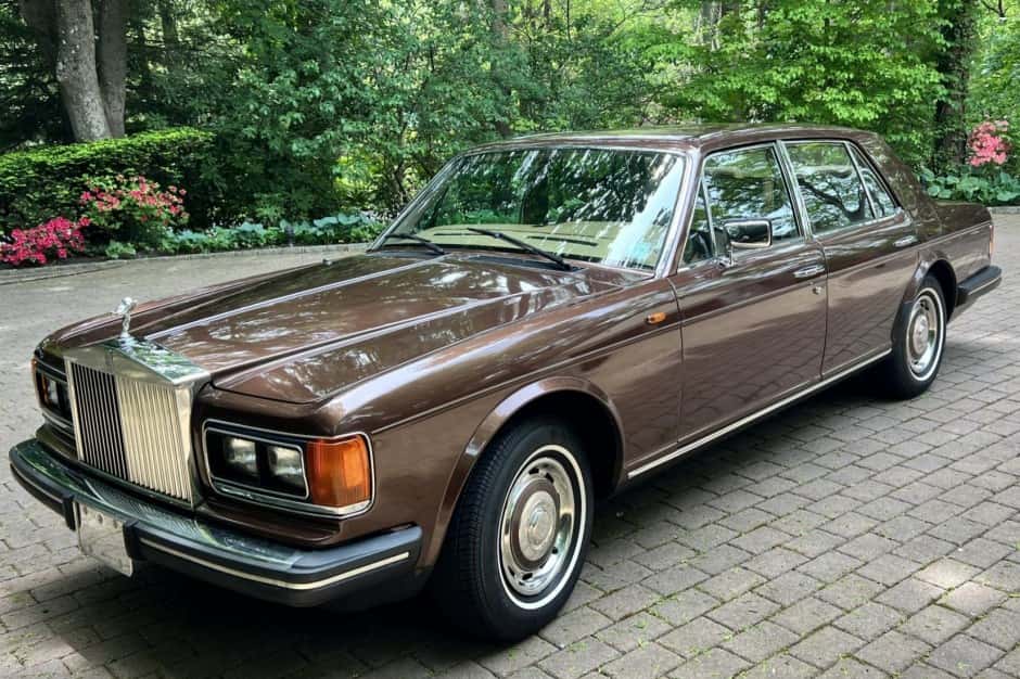 1985 Rolls-Royce SZ Silver Spirit & Silver Spur sold for $14,000