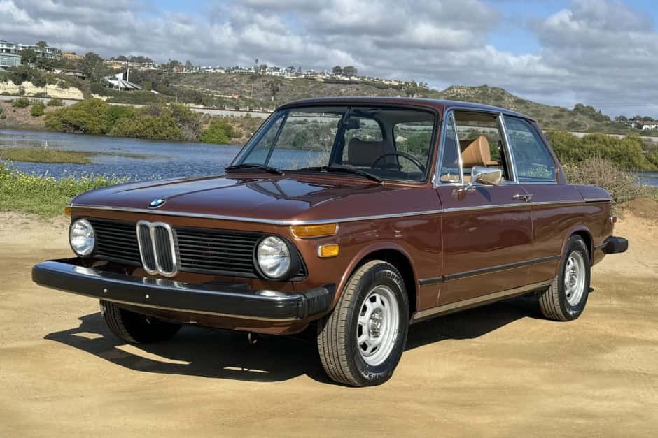 1974 BMW 2002tii sold for $23,500