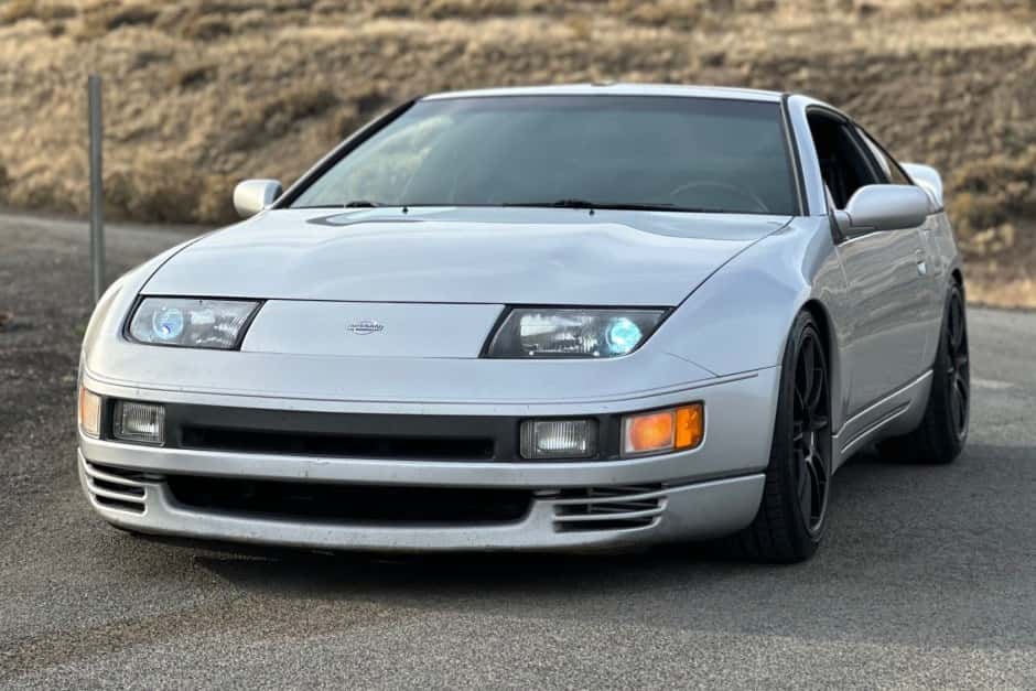 1992 Nissan Z32 300ZX sold for $17,000
