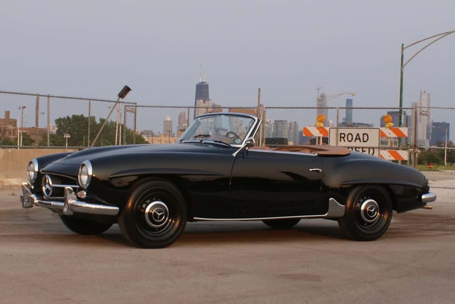 1960 Mercedes-Benz 190SL sold for $134,000