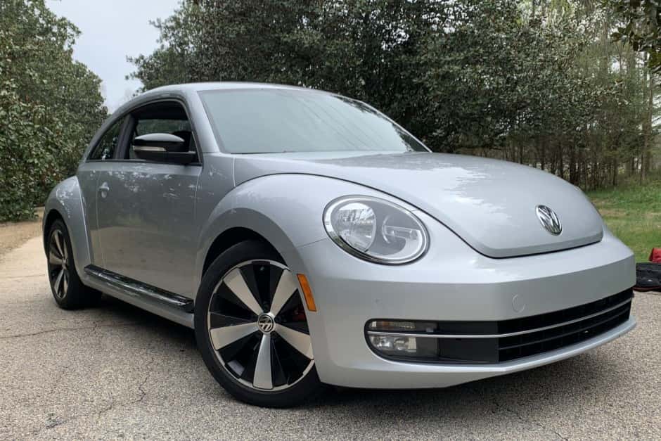 2012 Volkswagen A5 Beetle (2012-2019) sold for $11,500