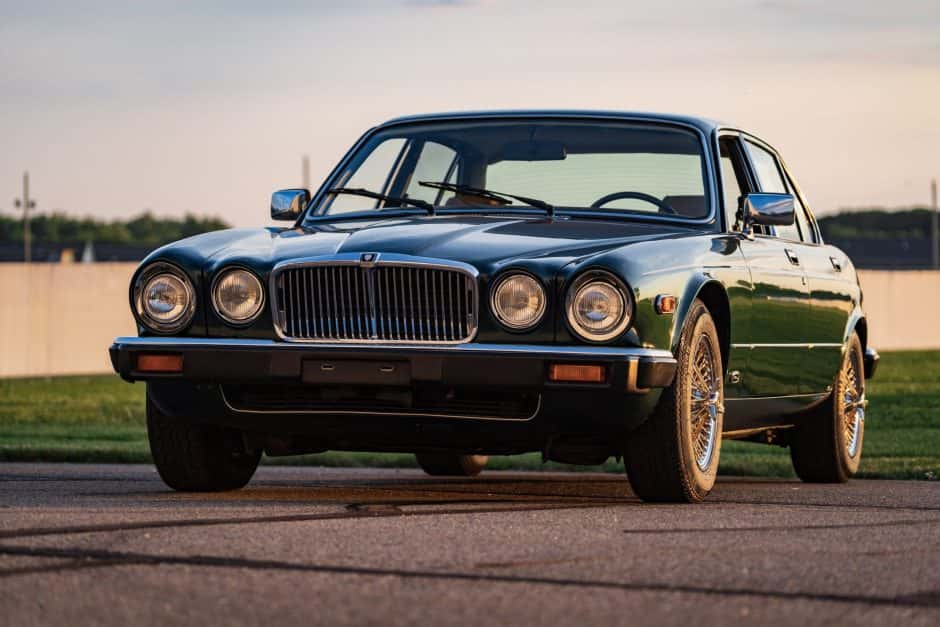1983 Jaguar XJ Series 3 (1980-1992) sold for $9,000