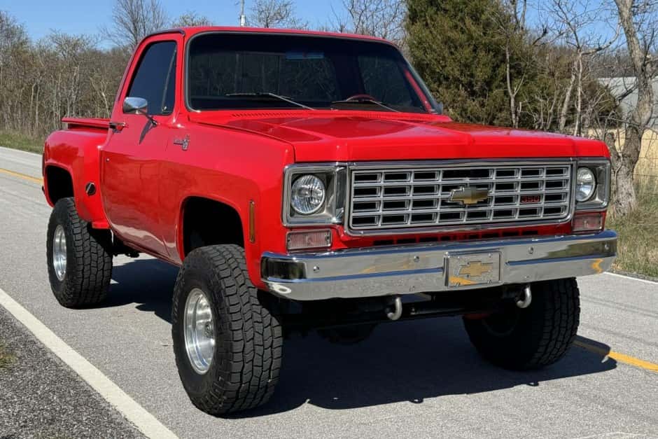 1977 Chevrolet C/K (1973-1991) sold for $21,000