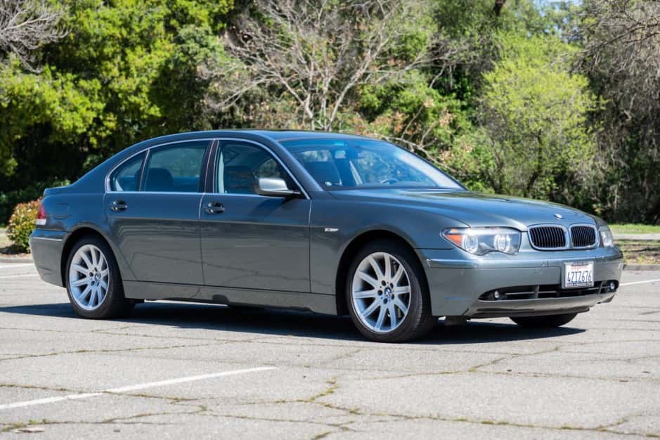 2002 BMW E65/E66 7-Series sold for $5,200