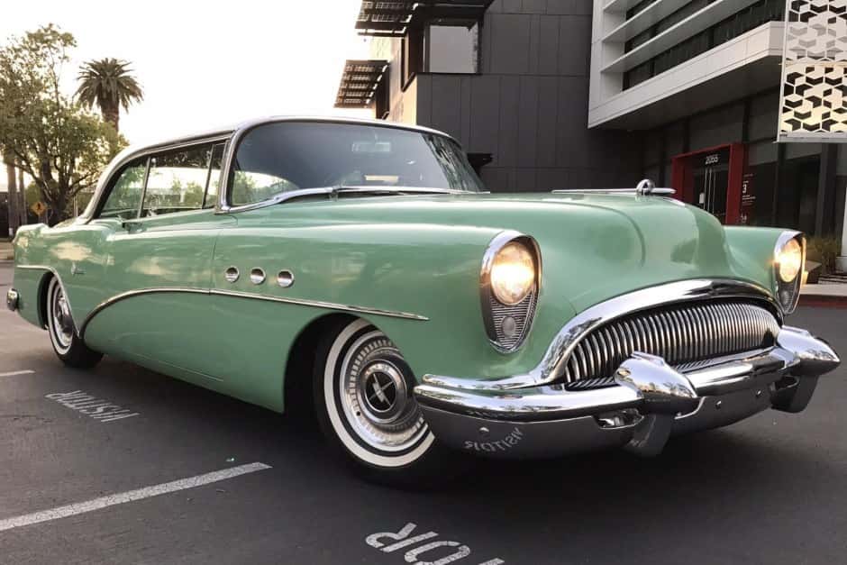 1954 Buick Super sold for $17,500