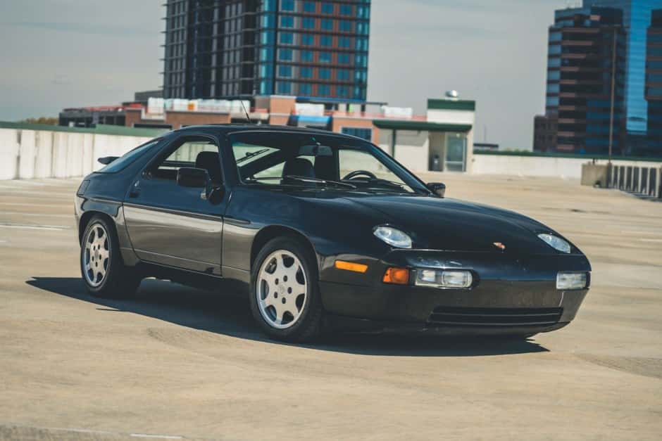 1989 Porsche 928 sold for $35,000