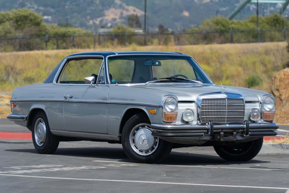 1973 Mercedes-Benz W114 & W115 sold for $21,000
