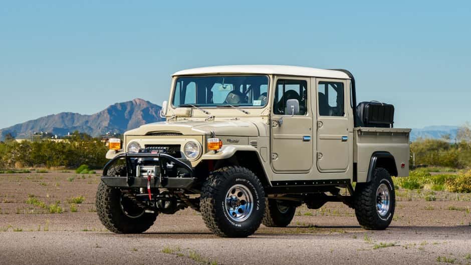 1967 Toyota Land Cruiser FJ45 sold for $75,000