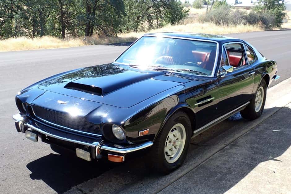1977 Aston Martin V8 (1977-1989) sold for $64,000