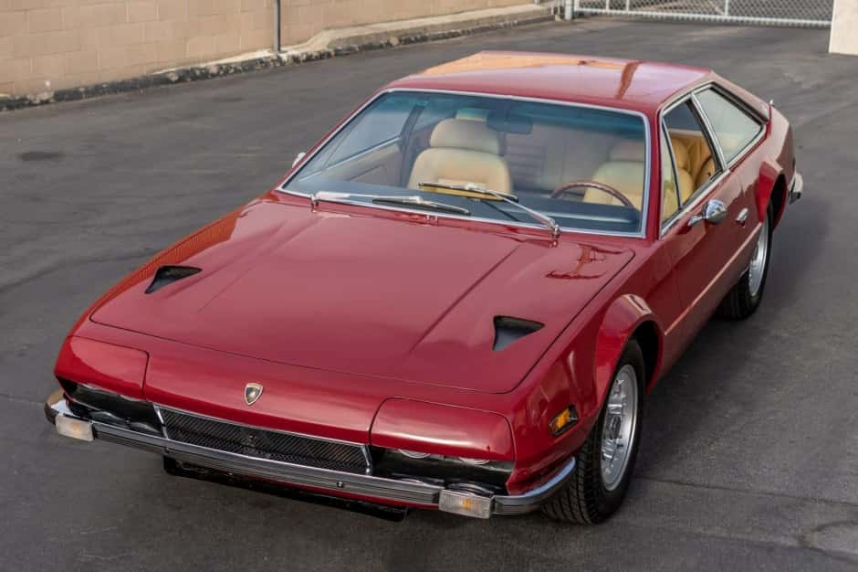 1971 Lamborghini Jarama sold for $140,000
