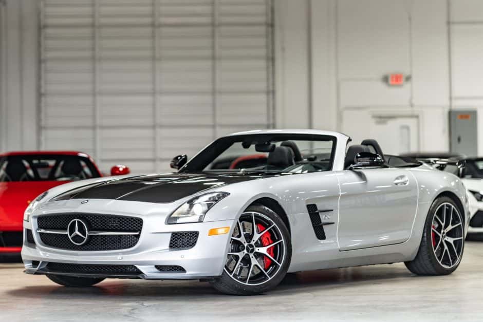 2015 Mercedes-Benz SLS AMG sold for $302,000