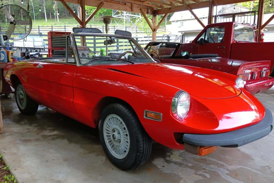 1978 Alfa Romeo 105/115 Spider Series 2 sold for $4,400