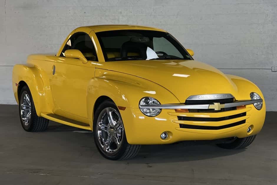 2005 Chevrolet SSR sold for $40,500