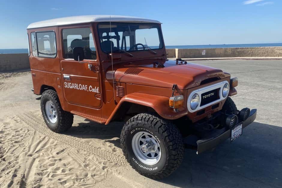 1977 Toyota Land Cruiser FJ40 sold for $22,500