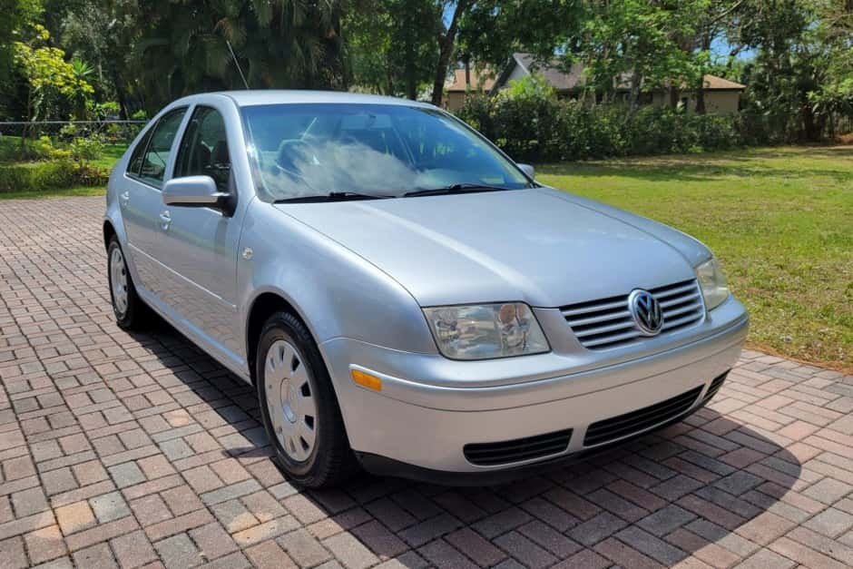 2003 Volkswagen Jetta sold for $8,900