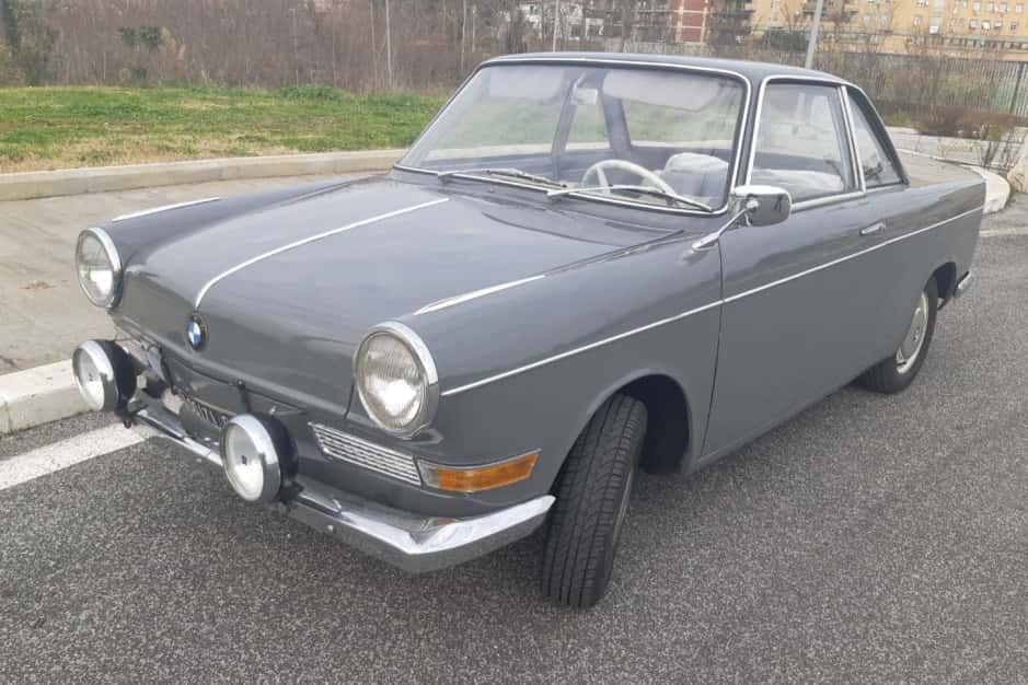1962 BMW 700 sold for $15,777