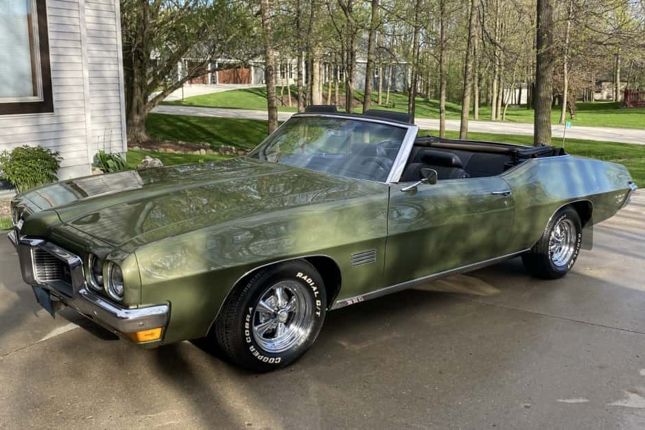 1970 Pontiac Tempest / LeMans sold for $21,999
