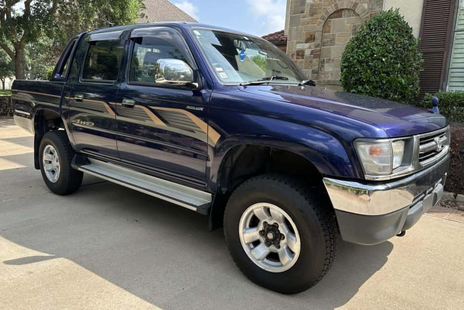 1998 Toyota Pickup (N80/90/100/110 1989-1997) sold for $15,000