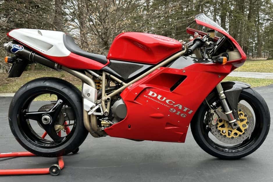 1996 Ducati 916 sold for $52,250