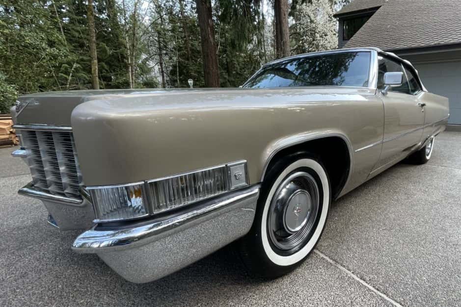 1969 Cadillac DeVille sold for $25,505