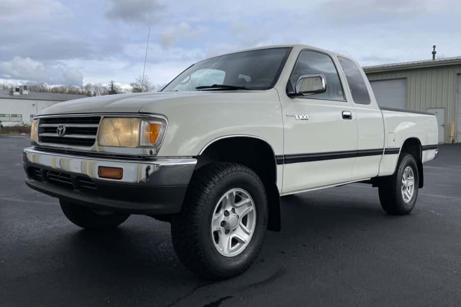 1998 Toyota T100 sold for $31,500