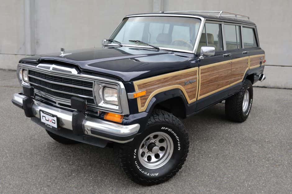 1987 Jeep SJ Grand Wagoneer sold for $38,500