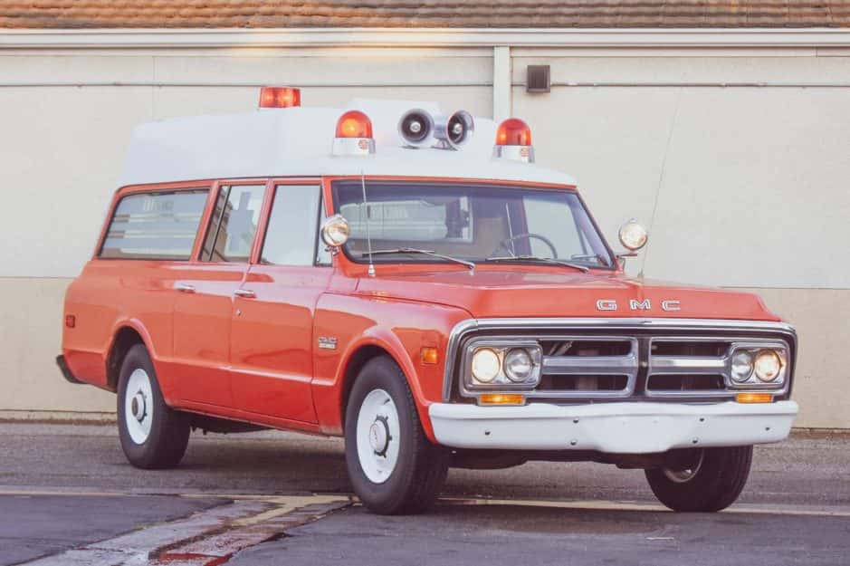 1972 GMC Suburban (1967-1972) sold for $19,500