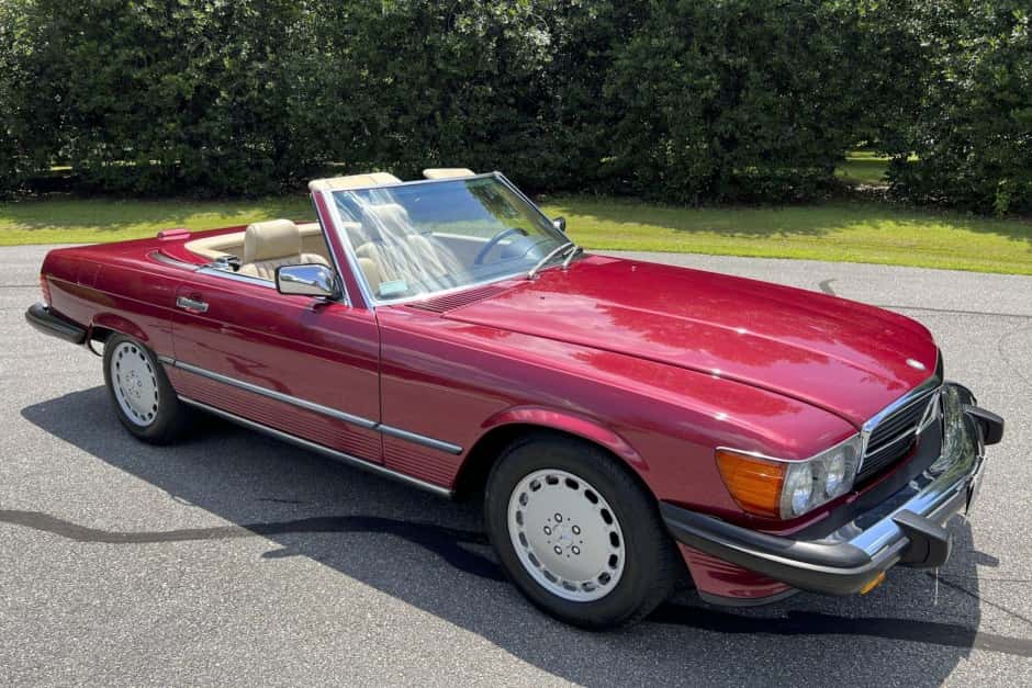 1989 Mercedes-Benz R107 SL sold for $40,500