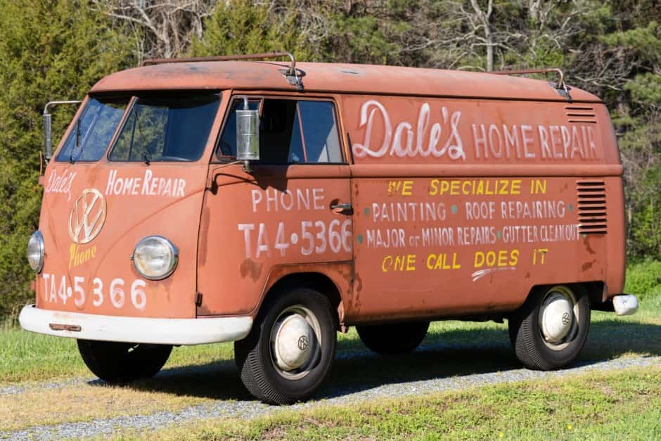 1959 Volkswagen Split-Window Bus sold for $30,000