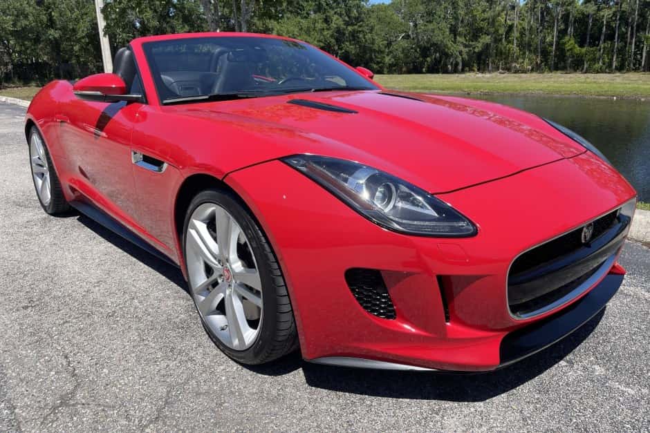 2015 Jaguar F-Type sold for $31,350