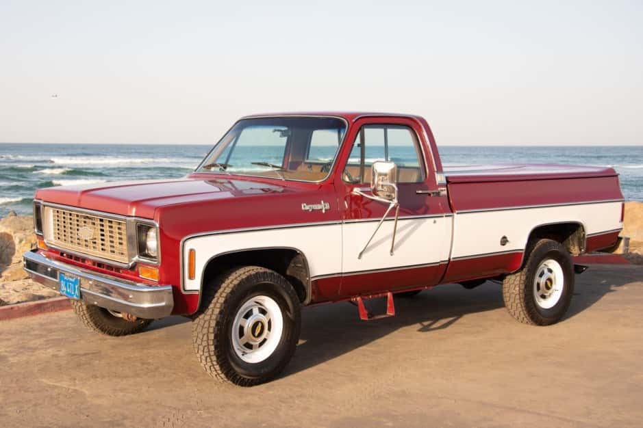 1974 Chevrolet C/K (1973-1991) sold for $18,000