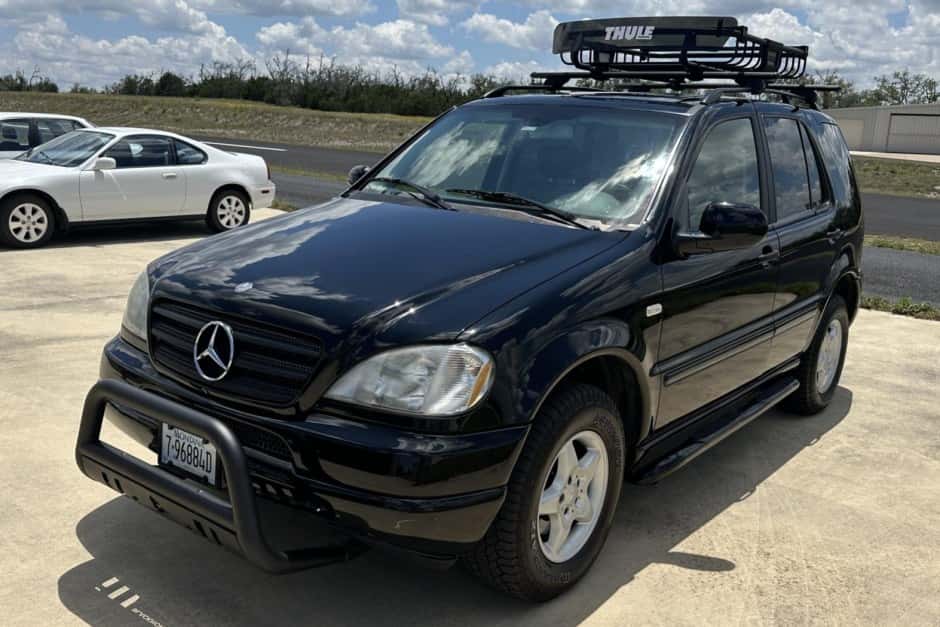 2001 Mercedes-Benz M-Class & GLE-Class sold for $11,599
