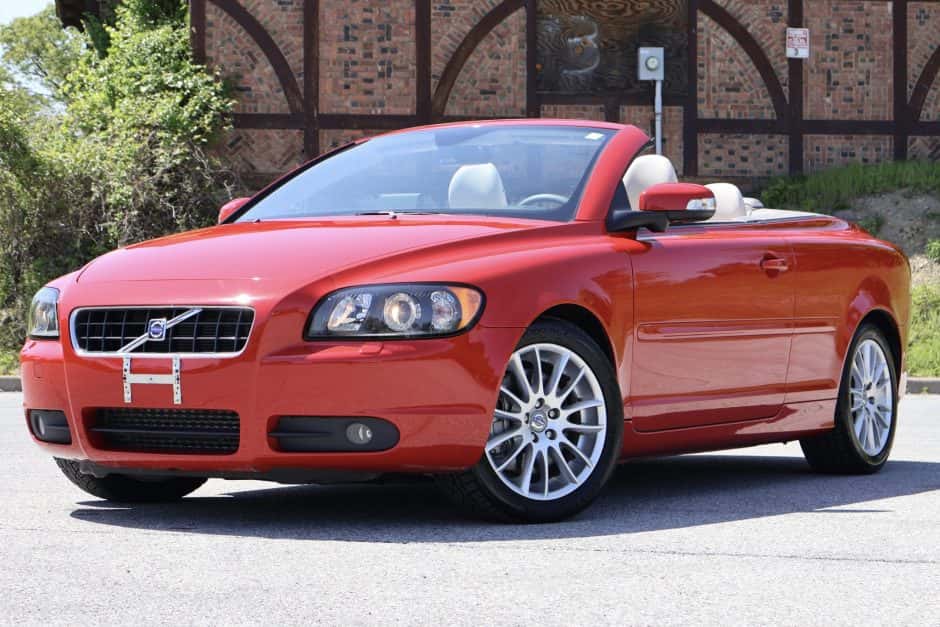 2009 Volvo C70 sold for $23,055