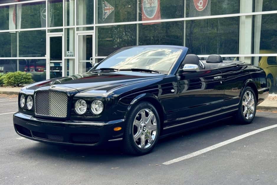 2008 Bentley Azure sold for $72,500