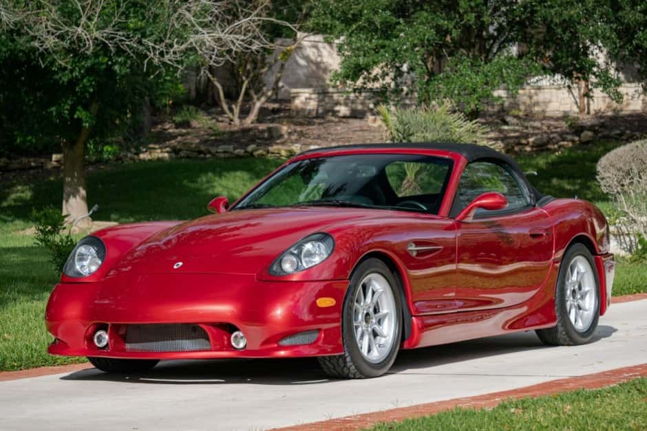 2005 Panoz Esperante sold for $83,000