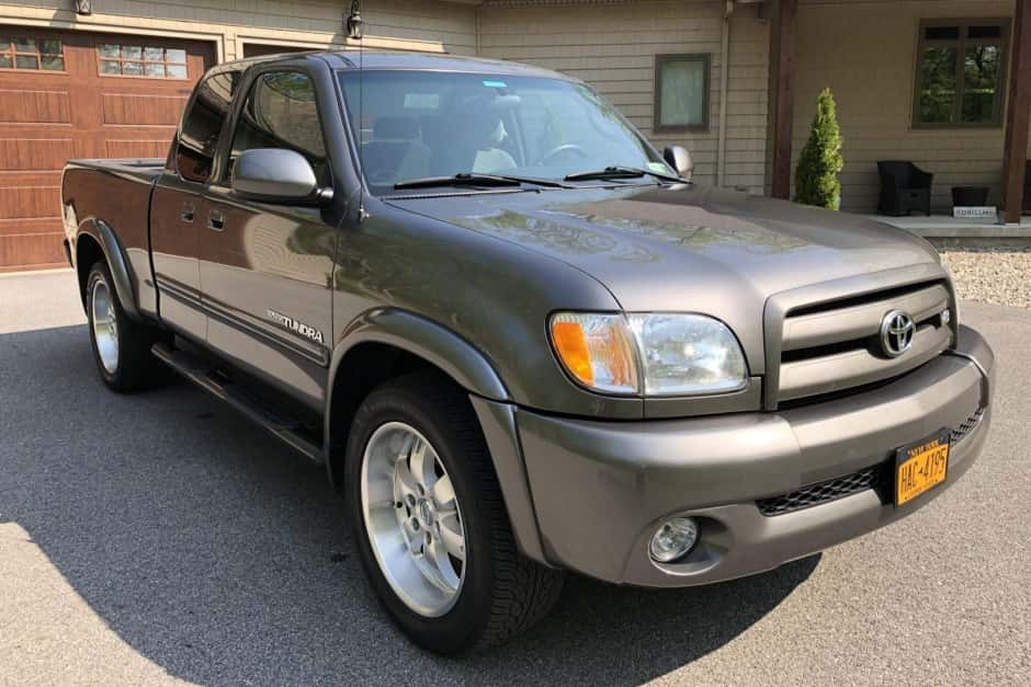 2004 Toyota Tundra (XK30/XK40 2000-2006) sold for $25,000