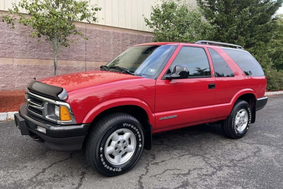 1997 Chevrolet Blazer 1995-2004 sold for $16,399
