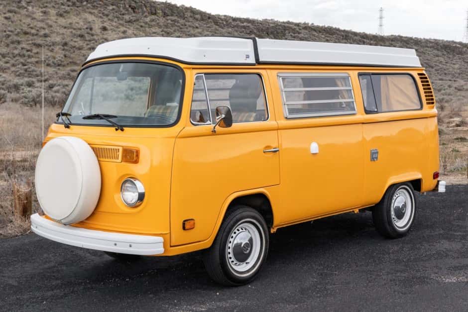 1976 Volkswagen Bay-Window Camper sold for $25,503