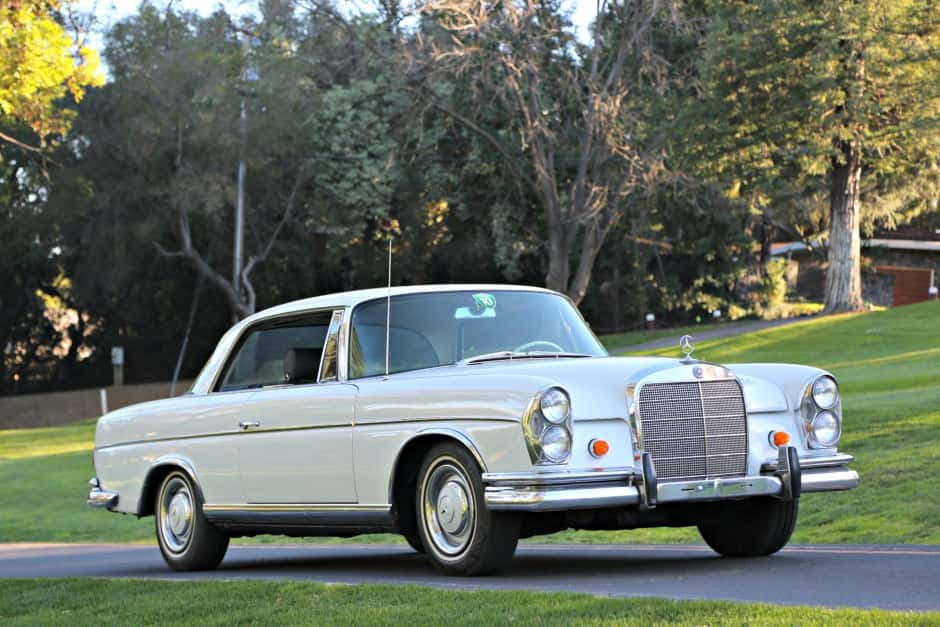 1966 Mercedes-Benz W112 sold for $62,000