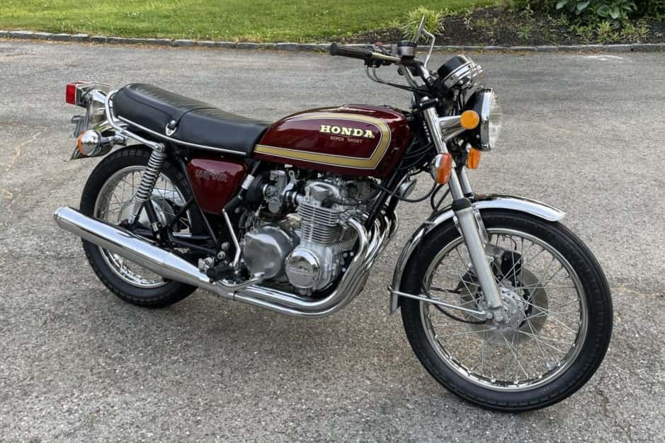 1977 Honda CB500 Four & CB550 sold for $7,600