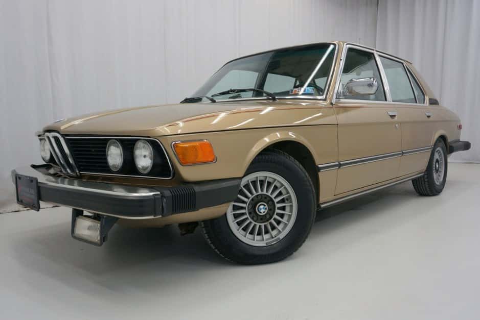 1979 BMW E12 5-Series sold for $6,200