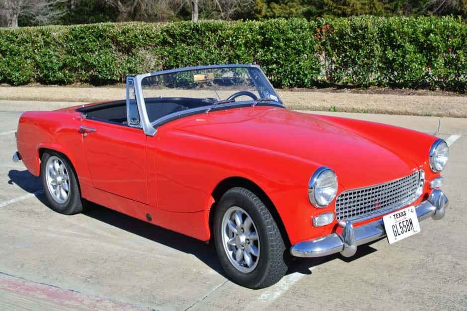 1965 MG Midget sold for $8,133