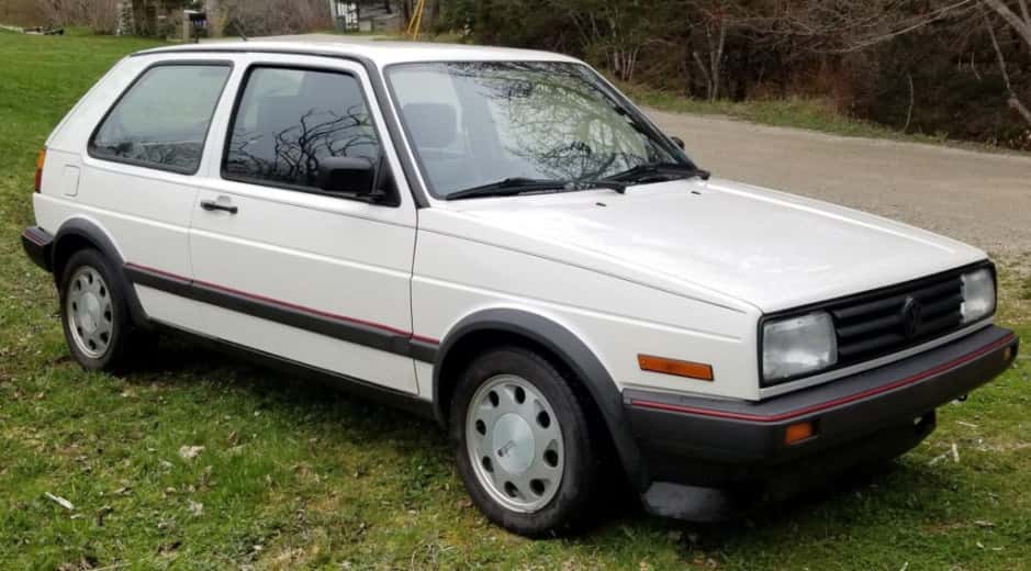 1988 Volkswagen GTI Mk2 sold for $5,790