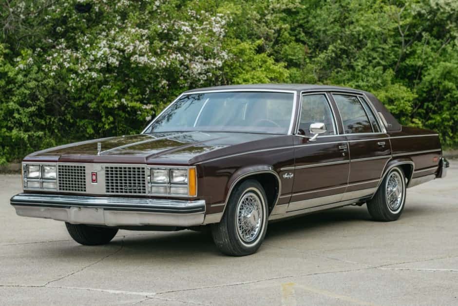 1978 Oldsmobile 98 sold for $12,200