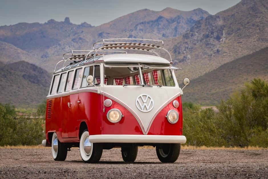1975 Volkswagen Split-Window Bus sold for $35,000