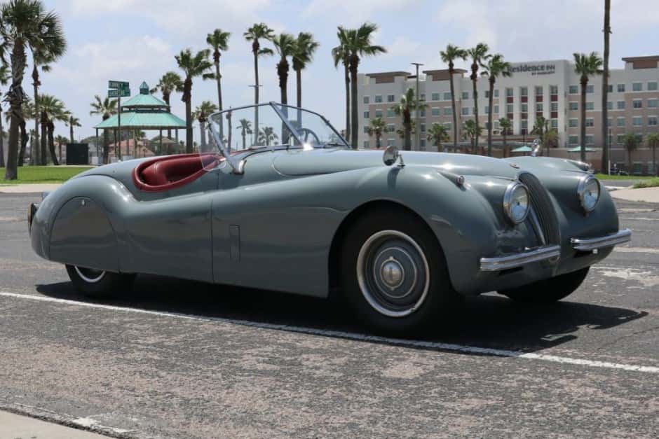 1953 Jaguar XK120 sold for $75,000